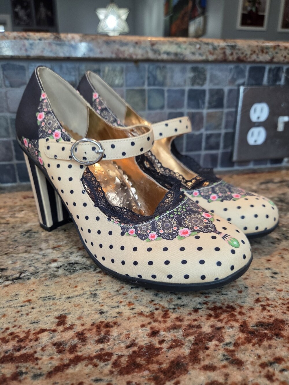 Hot Chocolate Mary Jane Polka Dot Round Toe Ankle Strap Buckle Heels 38/US 8